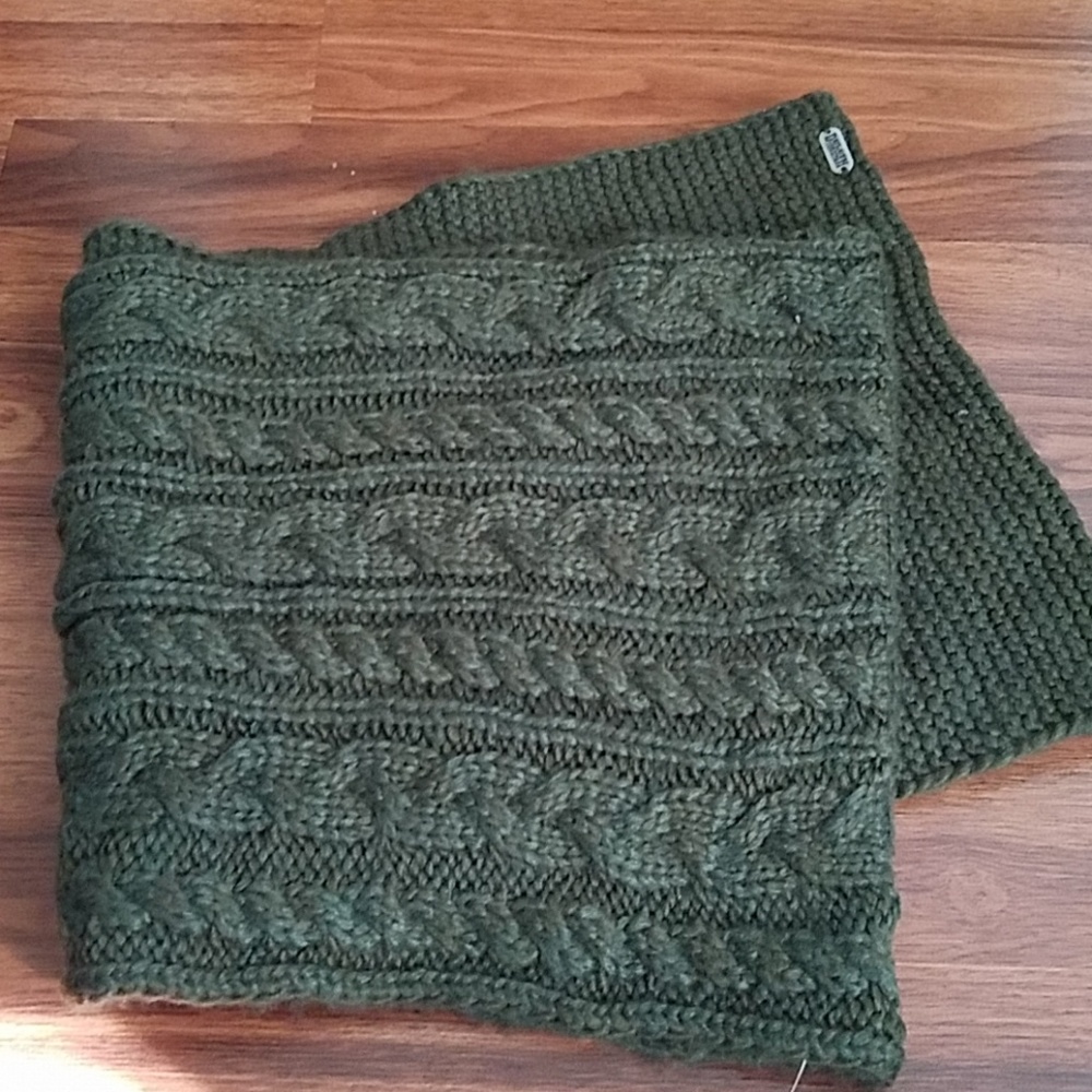 Infinity scarf
